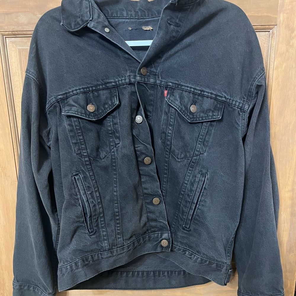 Men’s Levi jean jacket